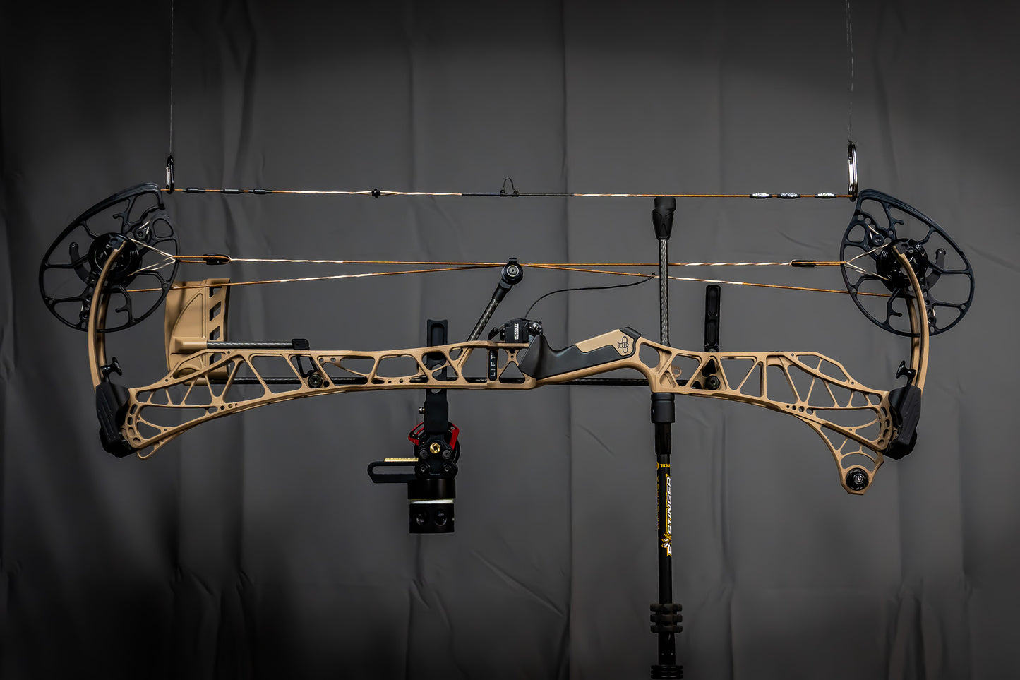 4-5 Piece String Set W/ Tune image 0