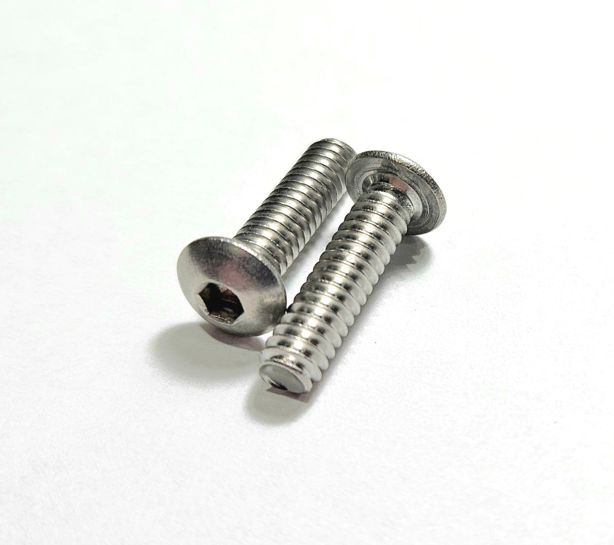 #10-24 Button Head Screws (2 pcs) - Stainless Steel
